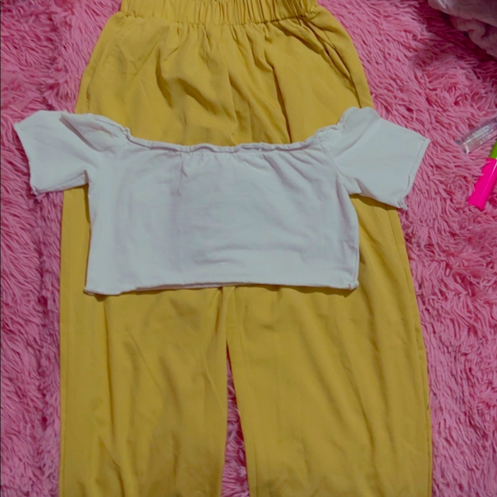 Yellow top and bottom combo